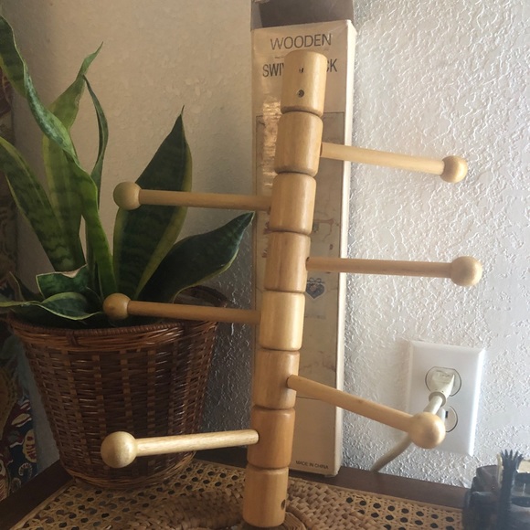 Vintage America Other - Unique Vintage Wooden Swivel Rack